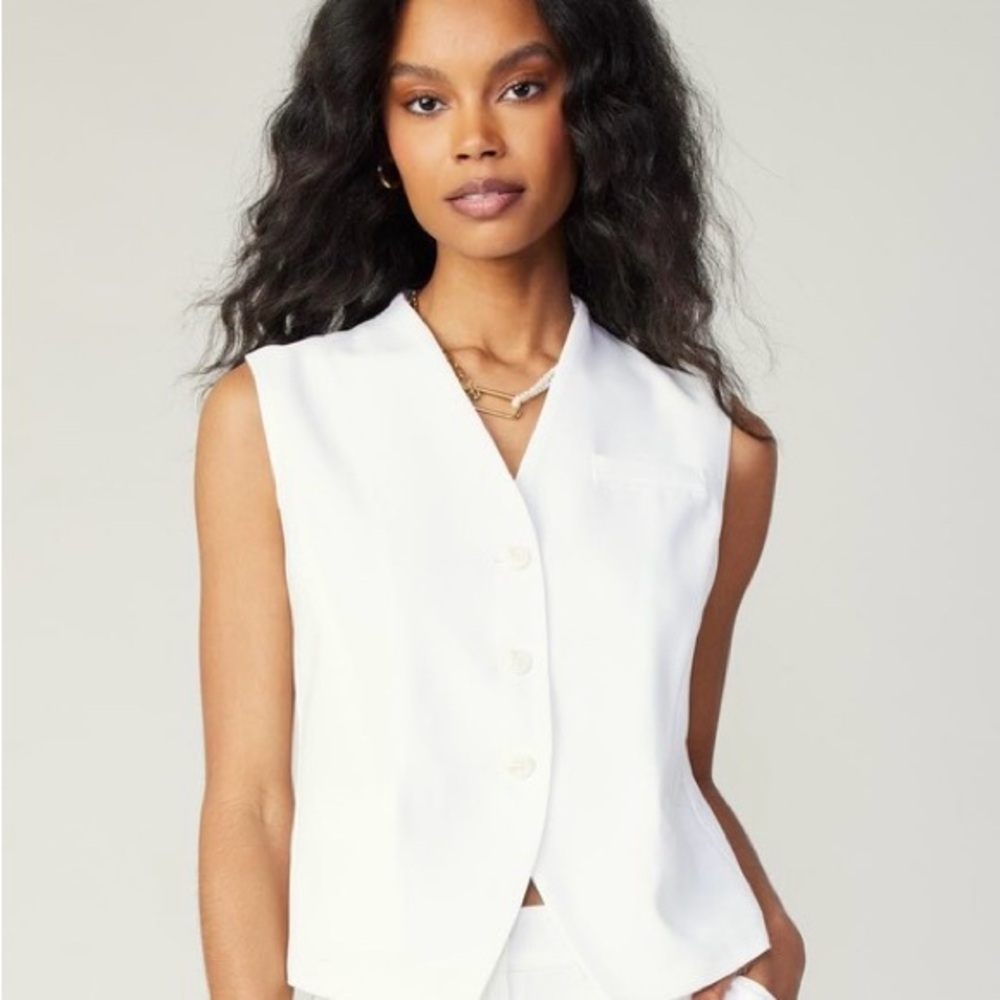 Current Air White Fitted Button Down Blouse